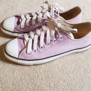 Lilac Converse